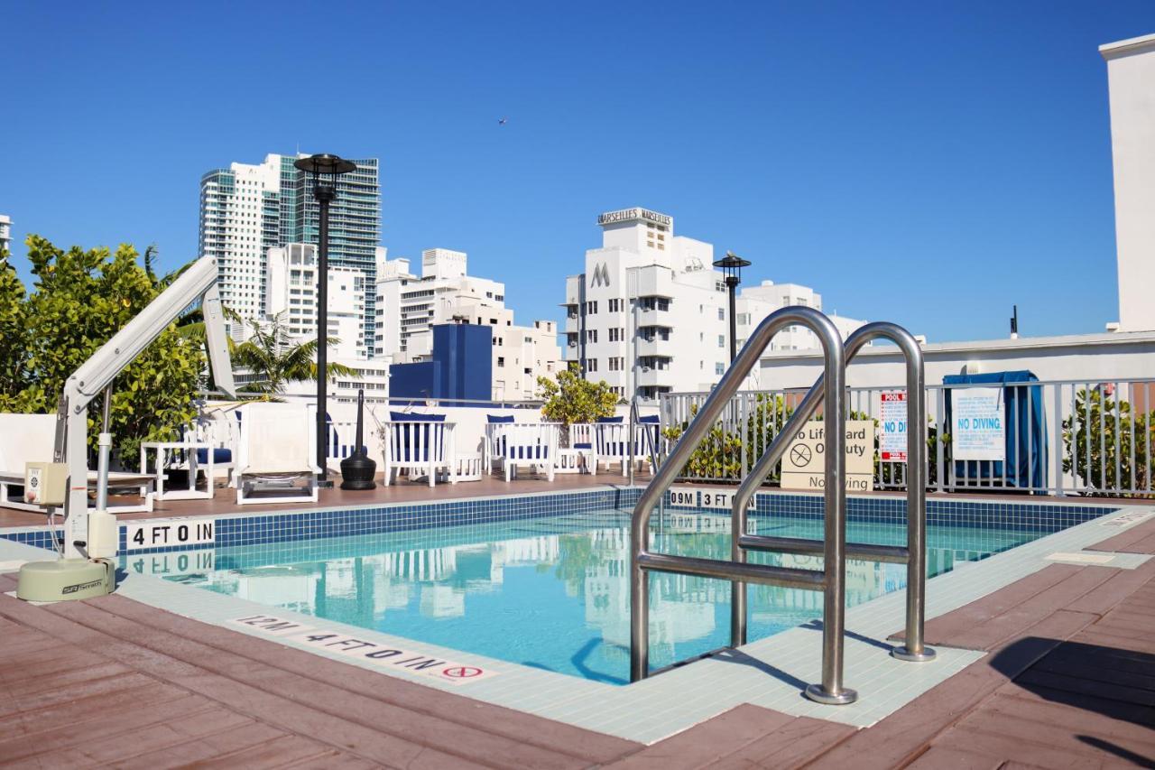 The Claremont Hotel Miami Beach Exterior photo